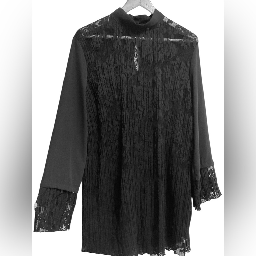 DANIELA FARGION   Sophisticated Black Lace Midi Dress